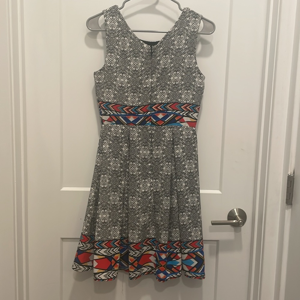 ModCloth geometric dress - never worn - Picture 3 of 3